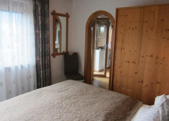 schlafzimmer ferienwohnung reith seefeld